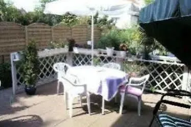 Garni Wilhelmsruher Damm