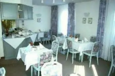 Garni Wilhelmsruher Damm Vendégház *